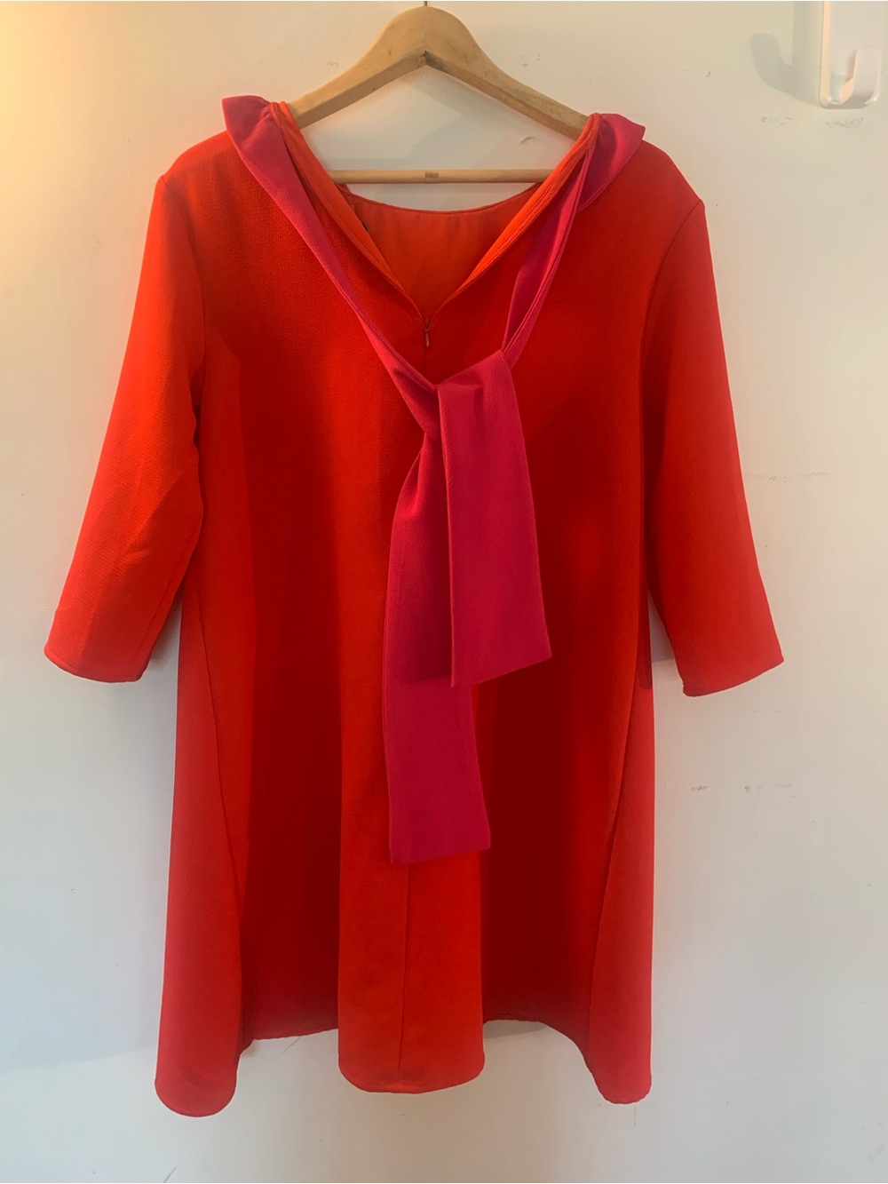 Tuckernuck Pomander Place Daphne Dress M Pink Red Color Block Preppy Party - Picture 7 of 8